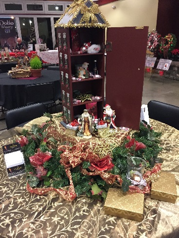 2019 Festival of Wreaths and Wine